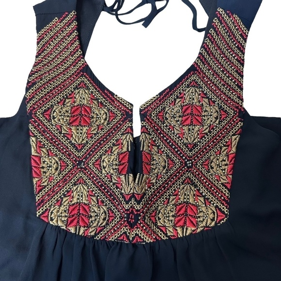 Fifth & Park High Low Dress With an Embroidered/Beaded Neckline Size 12 - Picture 10 of 12